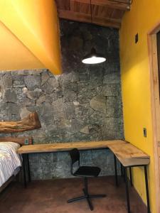Φωτογραφία από το άλμπουμ του La Cabaña Amarilla al fondo del bosque de Tepoztlán σε Curva La Pera