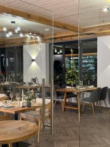 Restaurace v ubytování Yo Hotel