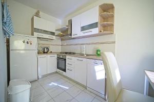Køkken eller tekøkken på Apartments by the sea Postira, Brac - 22158