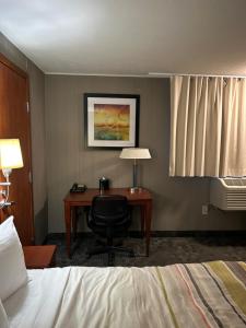 Fotografie z fotogalerie ubytování Country Inn & Suites by Radisson, Delta Park North Portland v destinaci Portland