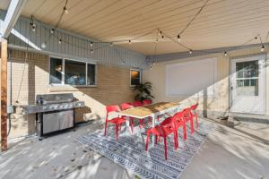 Gambar di galeri bagi NEW • Modern • 4BR • Game Rm • Ping-Pong di Arvada
