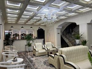 Posezení v ubytování Ideal Hotel