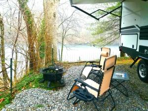 Fotografie z fotogalerie ubytování White River Resort RV Rentals v destinaci Lakeview