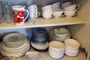 Set per la preparazione di tè e caffè presso 都留市エコハウスで移住体験を