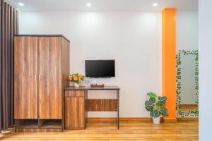 TV o dispositivi per l'intrattenimento presso Khách Sạn Lối Về Đà Lạt