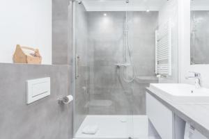 Zdjęcie z galerii obiektu Deo Plaza - apartamenty by Rent like home w Gdańsku