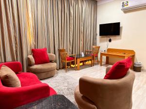 TV a/nebo společenská místnost v ubytování Remal Ibri hotel