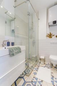 Ένα μπάνιο στο Central Cityscape Retreat by NW