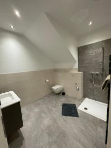 Kúpeľňa v ubytovaní Apartment Alpbachtraum + 37 fotografií