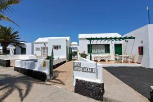 Το κτήριο όπου στεγάζεται  το διαμέρισμα