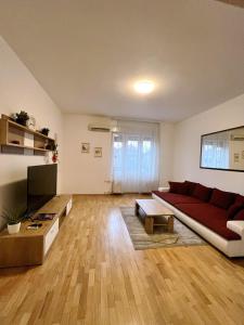 Boutique Family Apartment in the Heart of City 1075 Budapest, 21 Károly körút kép - 2
