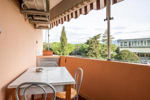 Balkón nebo terasa v ubytování Homiday - Pisa - Elegant Apartment- 3 camere 2 bagni