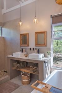 Fotografie z fotogalerie ubytování Wild Honey Studio v destinaci Marloth Park + 21 fotografií