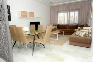 Khu vực ghế ngồi tại Luxe et confort absolu à Malabata TANGER