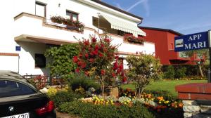 Zahrada ubytování Apartments Mari