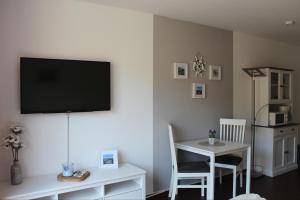 Кухня или мини-кухня в Apartment am Meer
