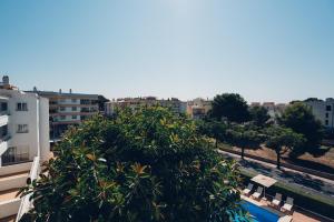 Bazén v ubytování THB Dos Playas - Adults Only nebo v jeho okolí