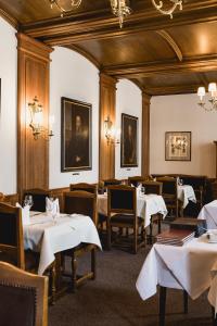 Restoran või mõni muu söögikoht majutusasutuses Romantik Hotel Zehntkeller