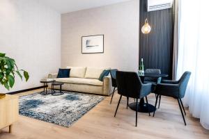 Khu vực ghế ngồi tại Apartament UKIEL PARK 40 przy Plaży Miejskiej - klimatyzacja,free parking,FV