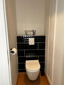 Ein Badezimmer in der Unterkunft L'indus chic