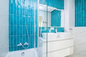 Un baño de 200m NEW Villa E with priv/heated pool, ocean view.