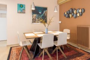Φωτογραφία από το άλμπουμ του Three Bedrooms Apt in Kallithea στην Αθήνα