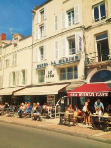 Gallery image of Hotel La Marine, Vieux Port in La Rochelle