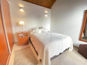 Een bed of bedden in een kamer bij CASA ALICIA