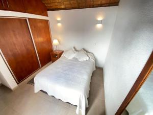 Ein Bett oder Betten in einem Zimmer der Unterkunft CASA ALICIA