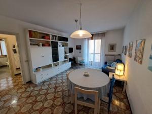 Gallery image of Green House Olivedo in Varenna +15 photos