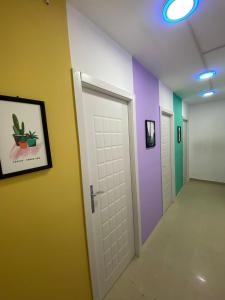 Fotografia z galérie ubytovania Seperate Partition Room in Tecom / Barsha Heights v Dubaji