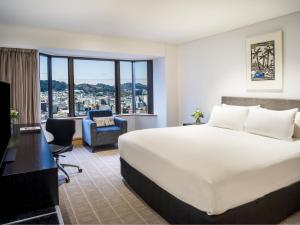 Cama ou camas em um quarto em InterContinental Wellington by IHG