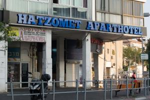 Budova, kde se aparthotel nachází