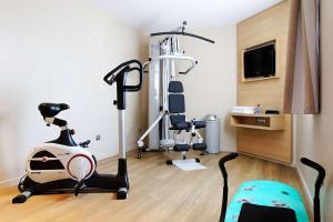 Palestra o centro fitness di Best Western Bourgoin Jallieu