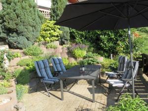 Κήπος έξω από το Holiday Home Later Comfortable Vacation Home