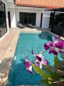 Bazén v ubytování Bali Residence nebo v jeho okolí