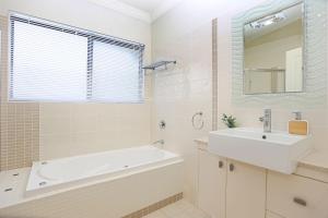 Et badeværelse på Mariners Mark 4 + 19 billeder