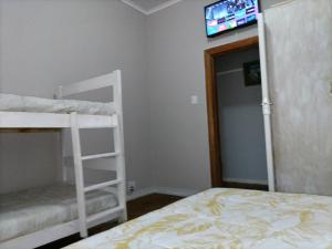 Dviaukštė lova arba lovos apgyvendinimo įstaigoje Karoo C