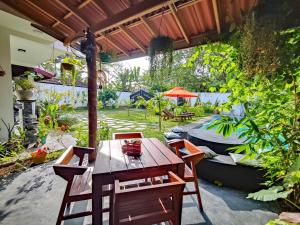 Κήπος έξω από το Villa 26 Weligama