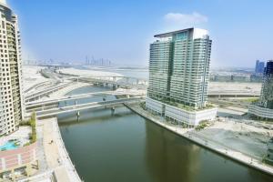 Fotografie z fotogalerie ubytování Brown Stone - Canal & Skyline View Voleo v Dubaji