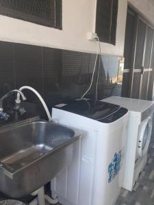 苏瓦Entire 3 bedroom Fully Furnished House, 6 Guests的相册照片