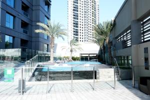 Fotografie z fotogalerie ubytování Brown Stone - Canal & Skyline View Voleo v Dubaji