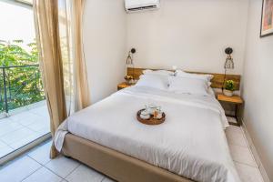 Gallery image of Aris Athens Suites in Athens