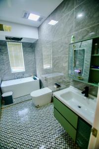 Ванная комната в Villa NovaWorld Phan Thiết - Bình Thuận