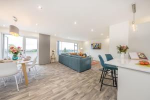 Khu vực ghế ngồi tại Yr-Awel