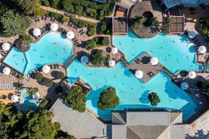 Der Swimmingpool an oder in der Nähe von Dionysos Hotel