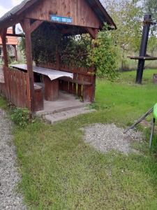 Un jardín fuera de Apartamente Ambrus Praid