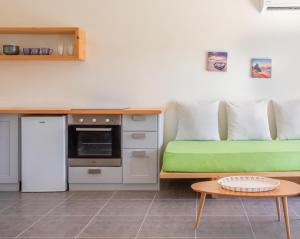 Η κουζίνα ή μικρή κουζίνα στο Little Eden Homes +26 φωτογραφίες