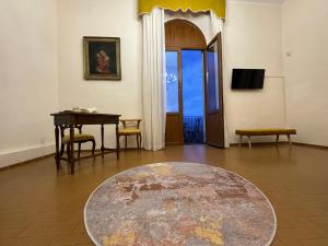 Sjónvarps- og/eða afþreyingartæki á Monastero SS. Annunziata