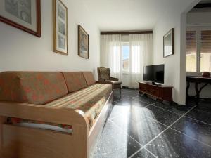 Televiisor ja/või meelelahutuskeskus majutusasutuses Sulle vie delle Cinque Terre, nel centro storico di Spezia!